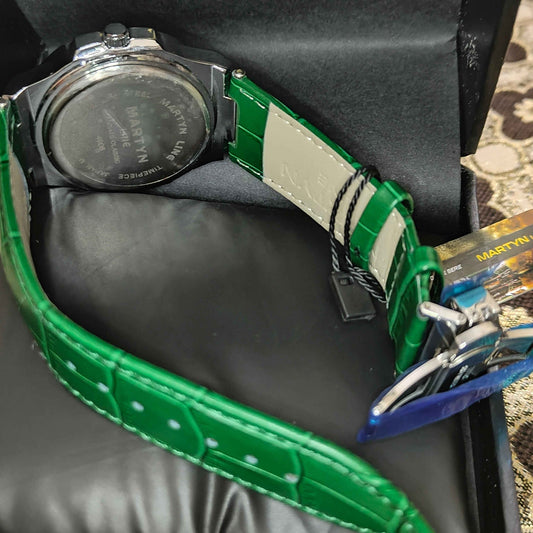 Martyn Line Quartz __ Dubai Polo Club Green